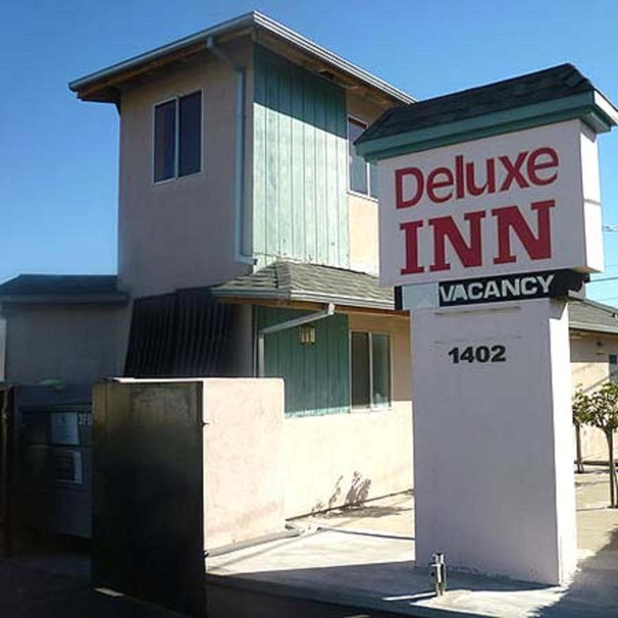 Deluxe Inn Редуд Сити Екстериор снимка